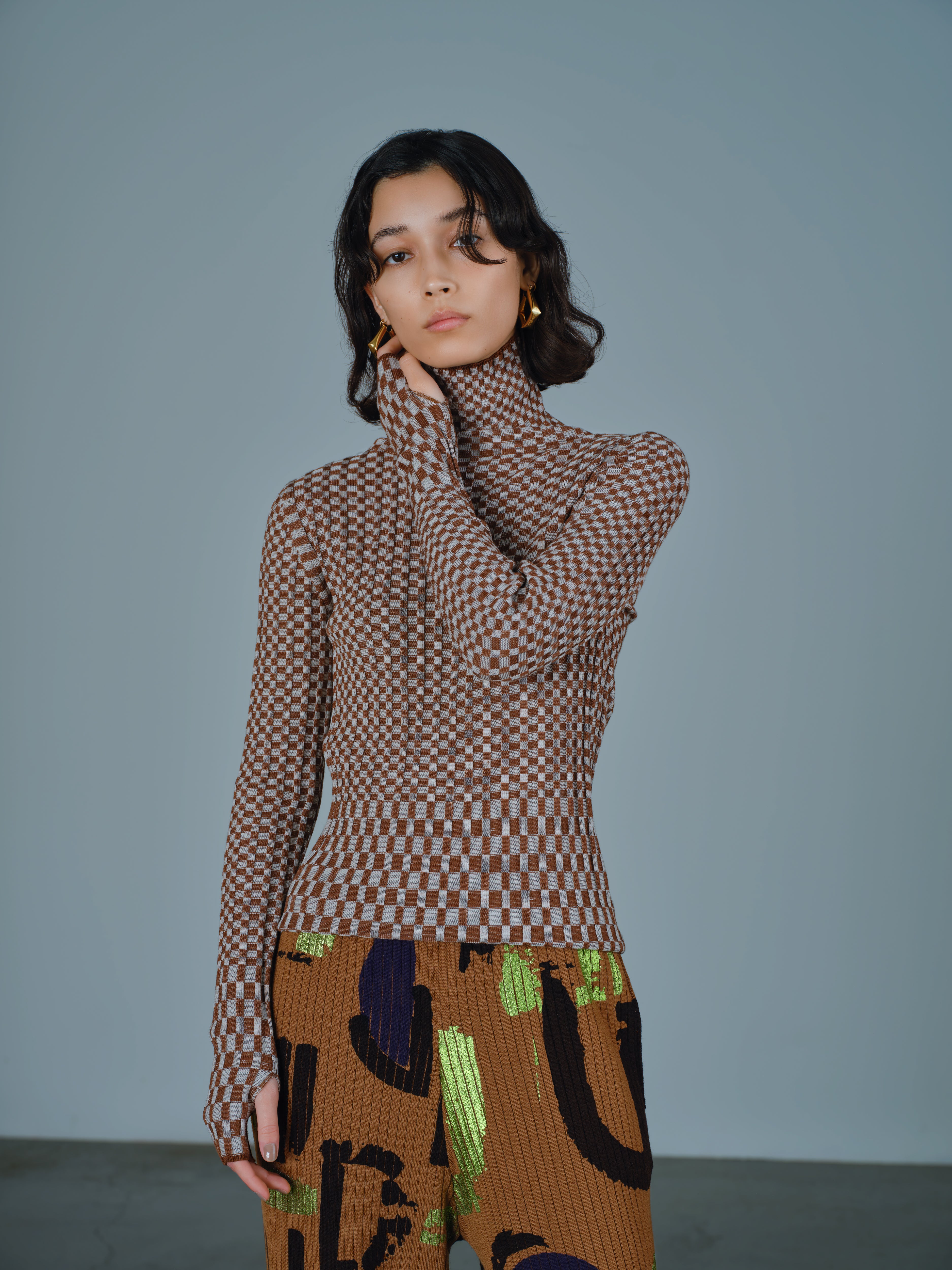 Checkered Rib Turtle PO<BR>3シーズン着用可能なタートルネックニット