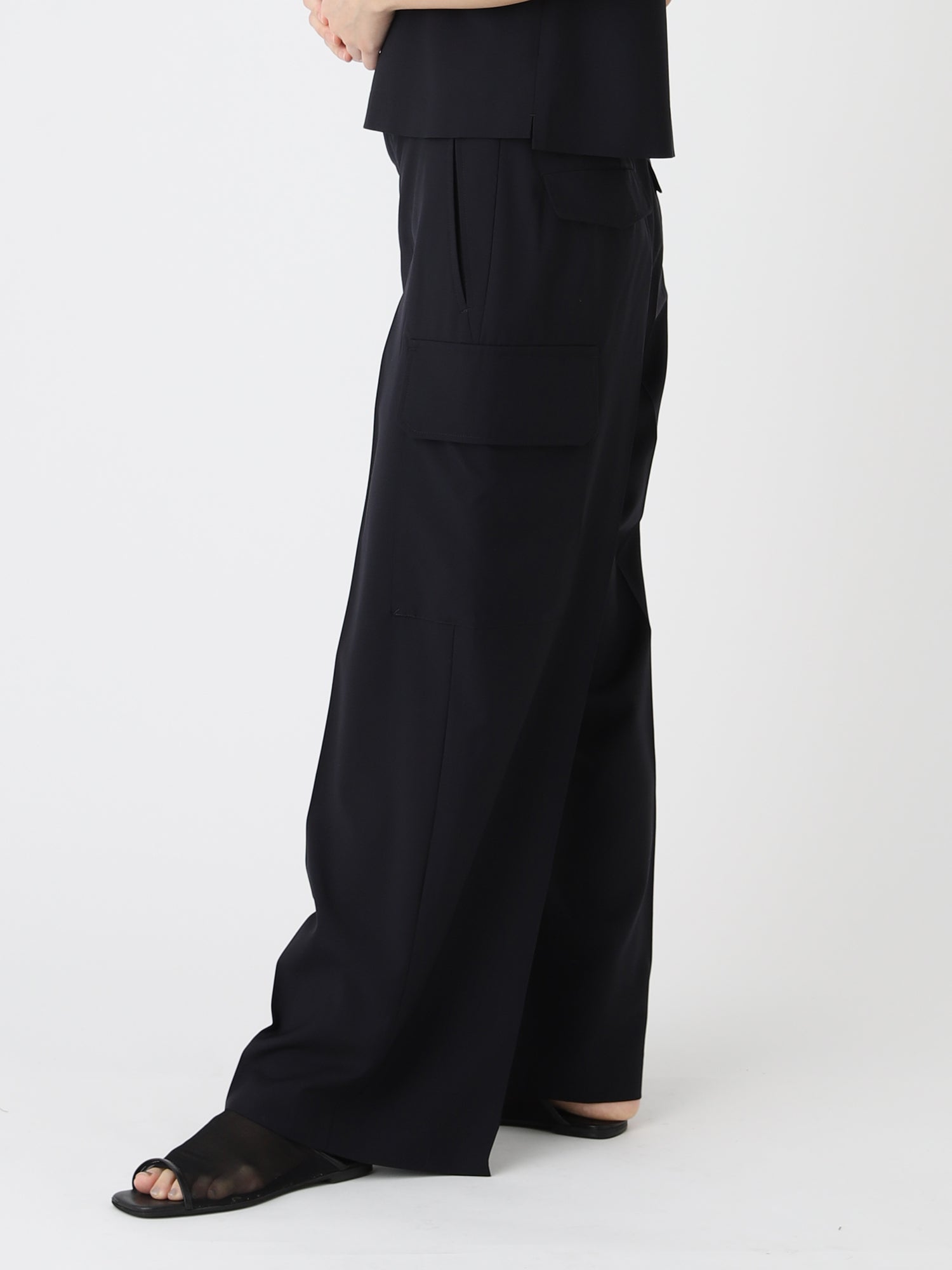 Tropical W Wide Cargo Pants<BR>サッシュベルトでウエストの調節が可能