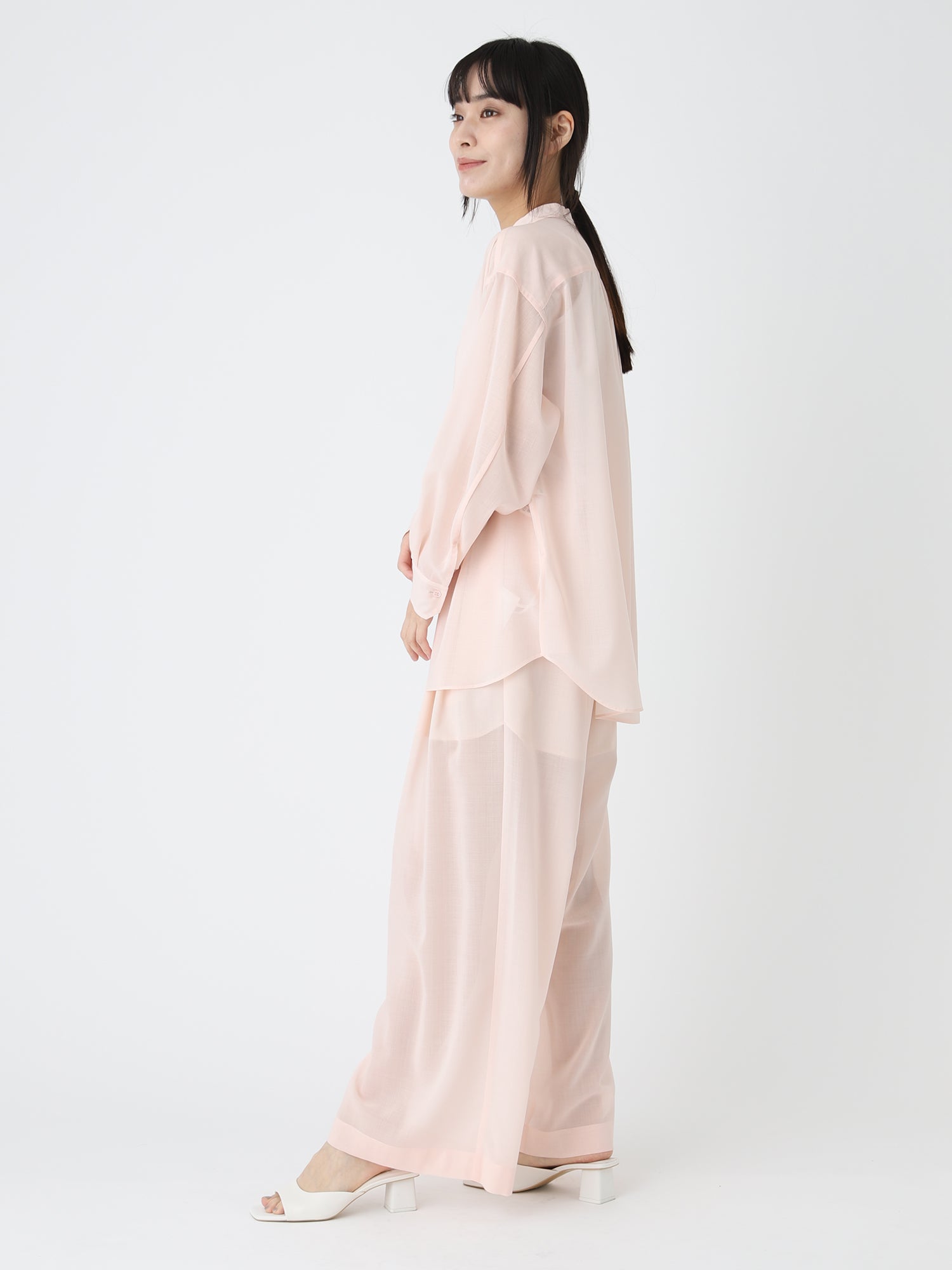 Voile Sheer Tuck Pants<BR>防ぐシワ性に優れたアイテム