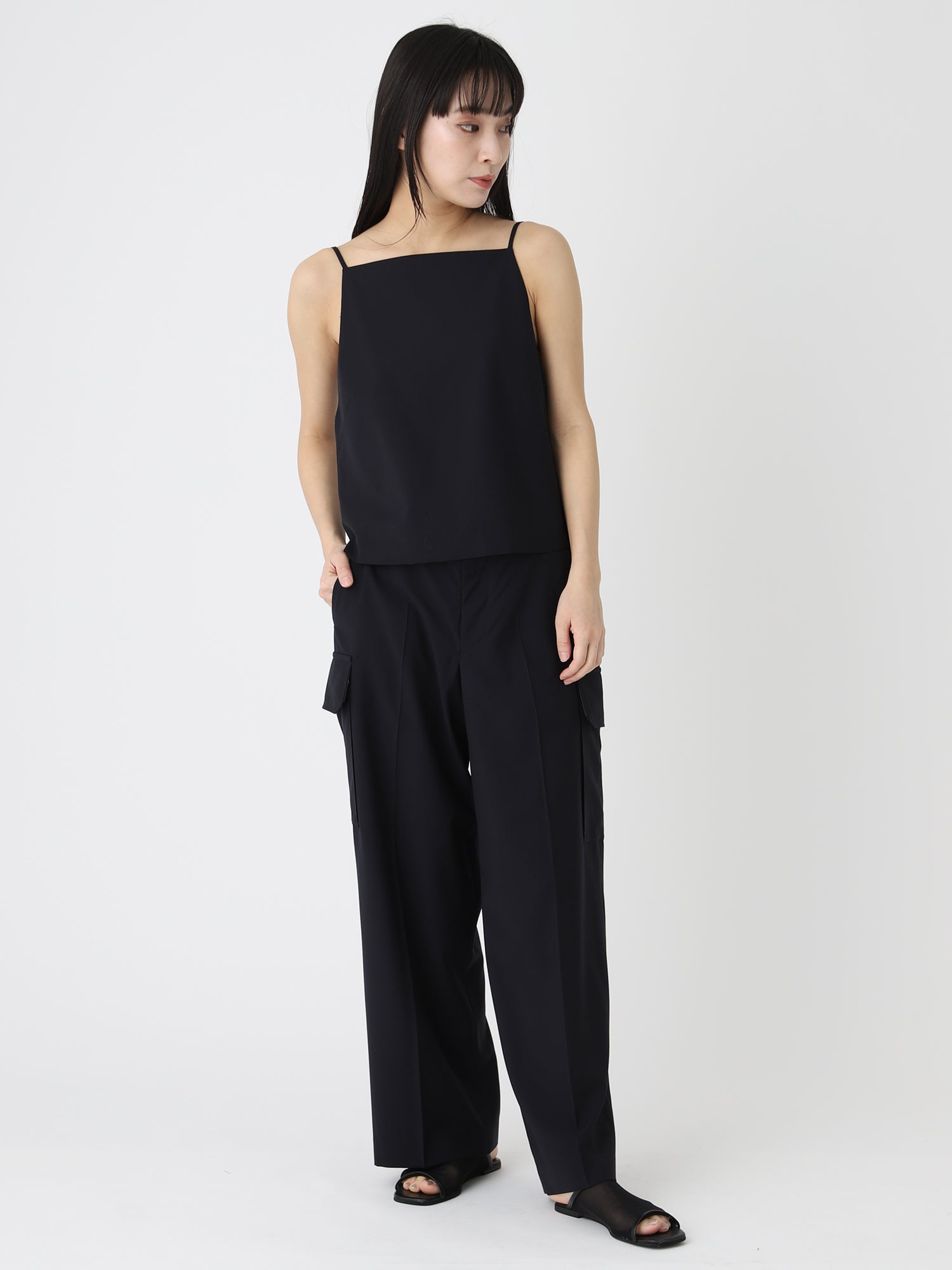 Tropical W Wide Cargo Pants<BR>サッシュベルトでウエストの調節が可能