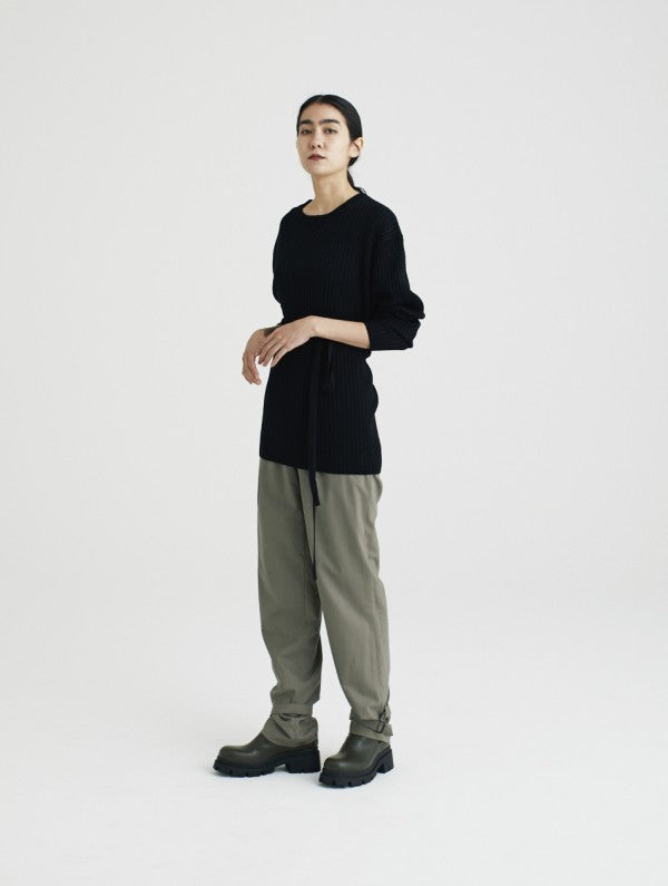 Wrap Pullover<BR>共地の紐で着方のアレンジが可能