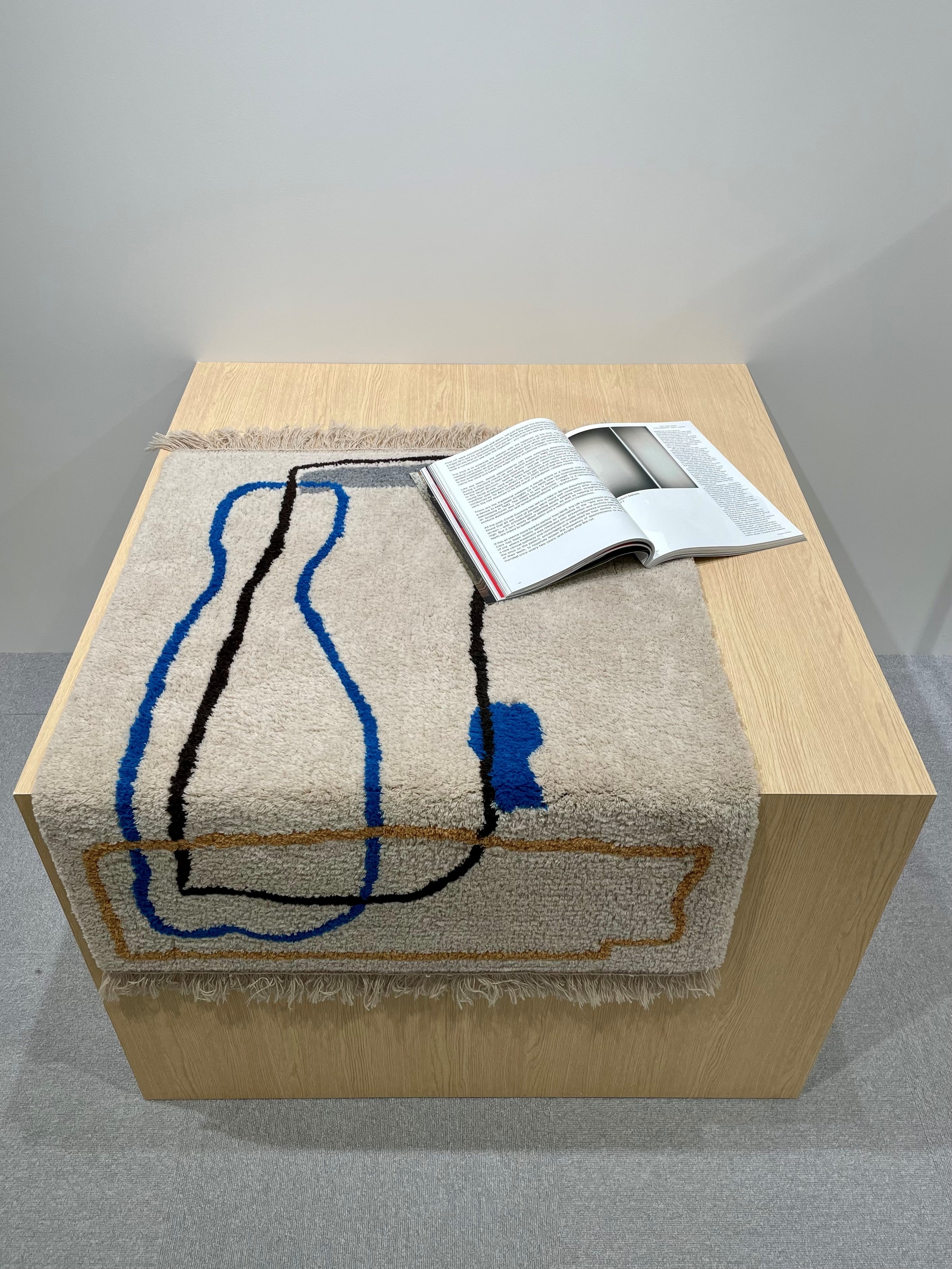 Graffiti Rug<BR>リサイクルウールを使用したラグ