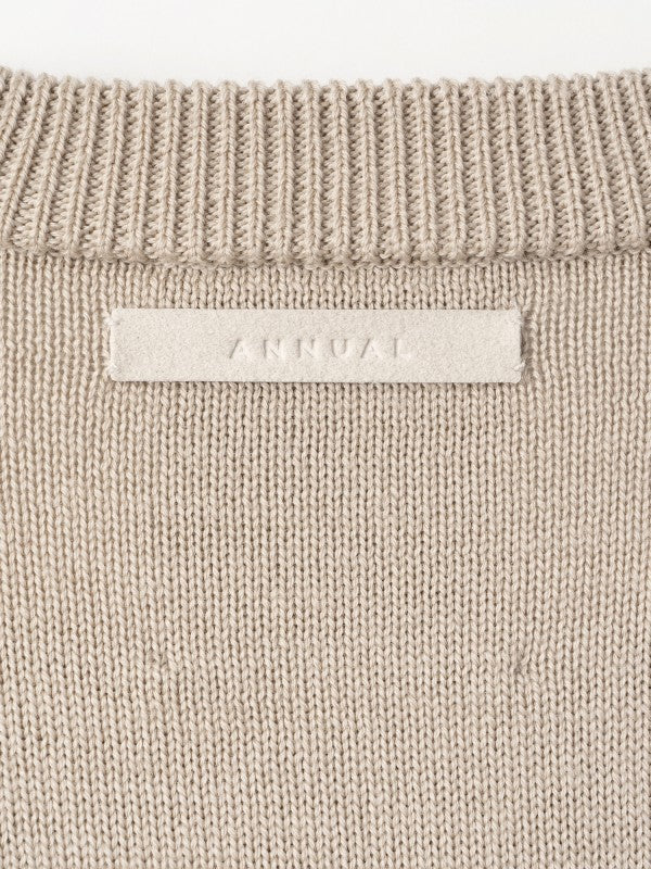 Pocket Pullover<BR>カジュアルにもドレスにも合うシンプルニット