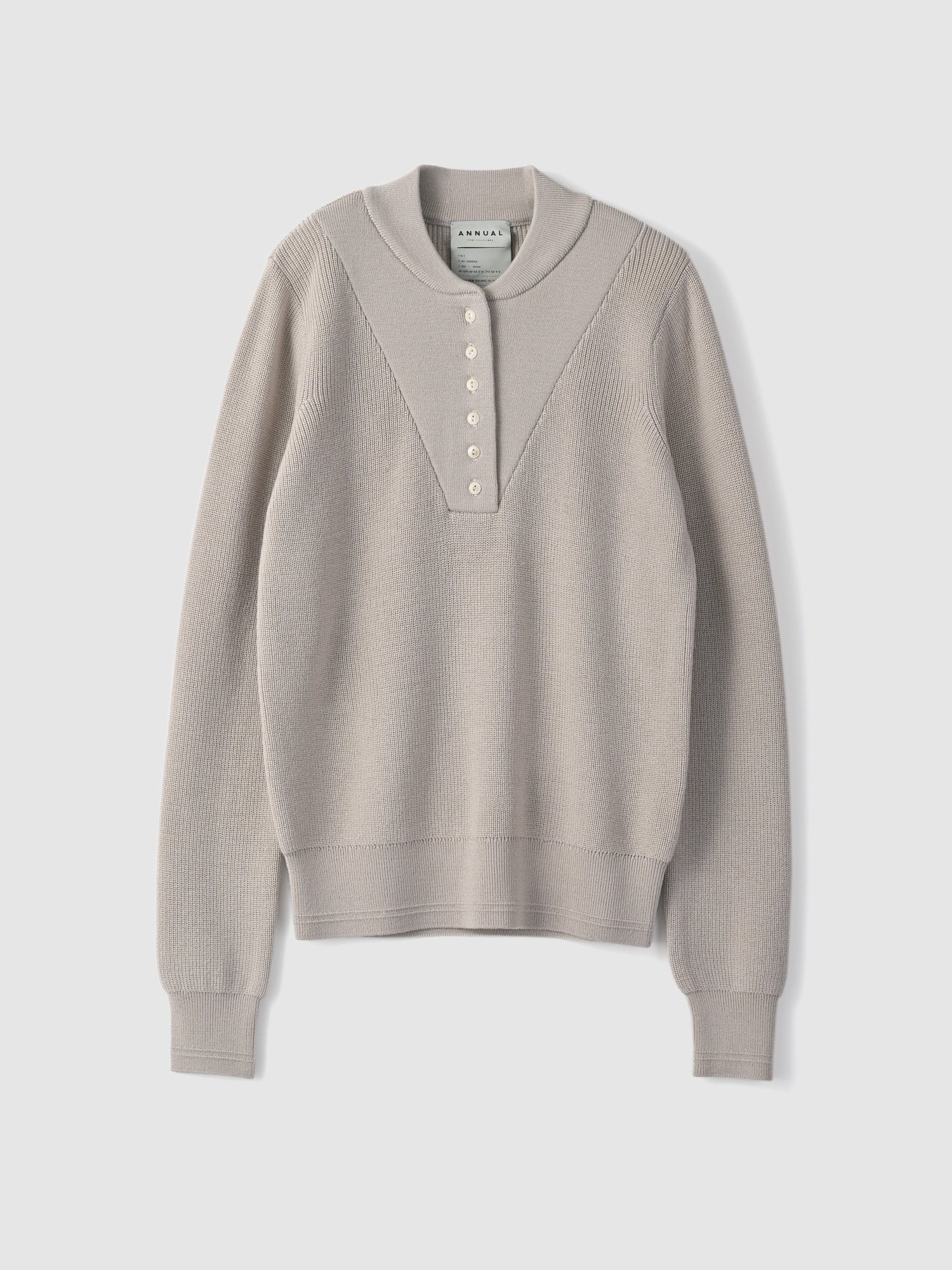 Military sweater<BR>ミリタリーニットを女性らしくアップデート