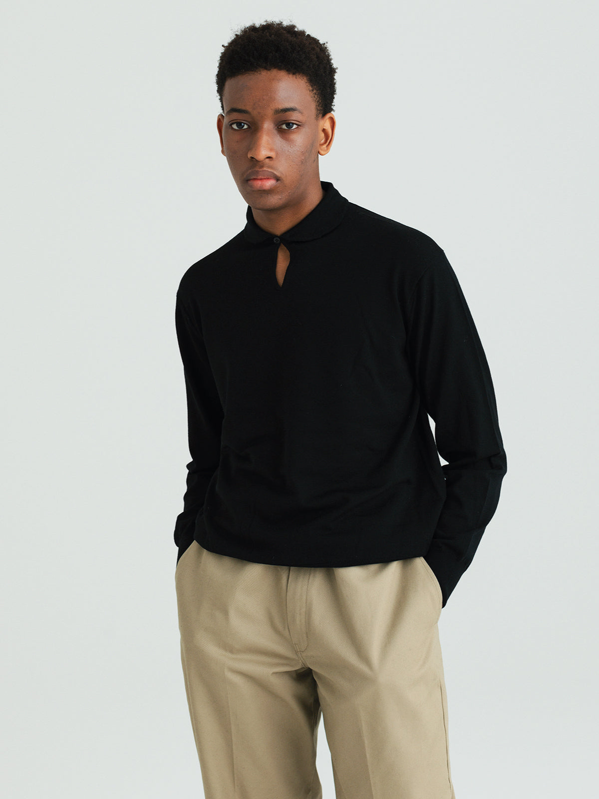 Smock knit shirts<BR>着方で印象を変えられるハイゲージニット