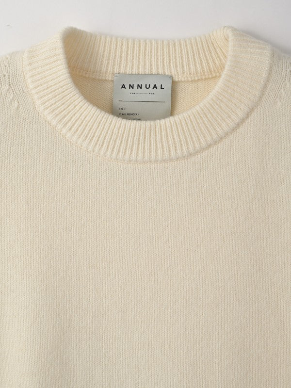 Line pullover<BR>リブ組織がはいった定番クルーネック