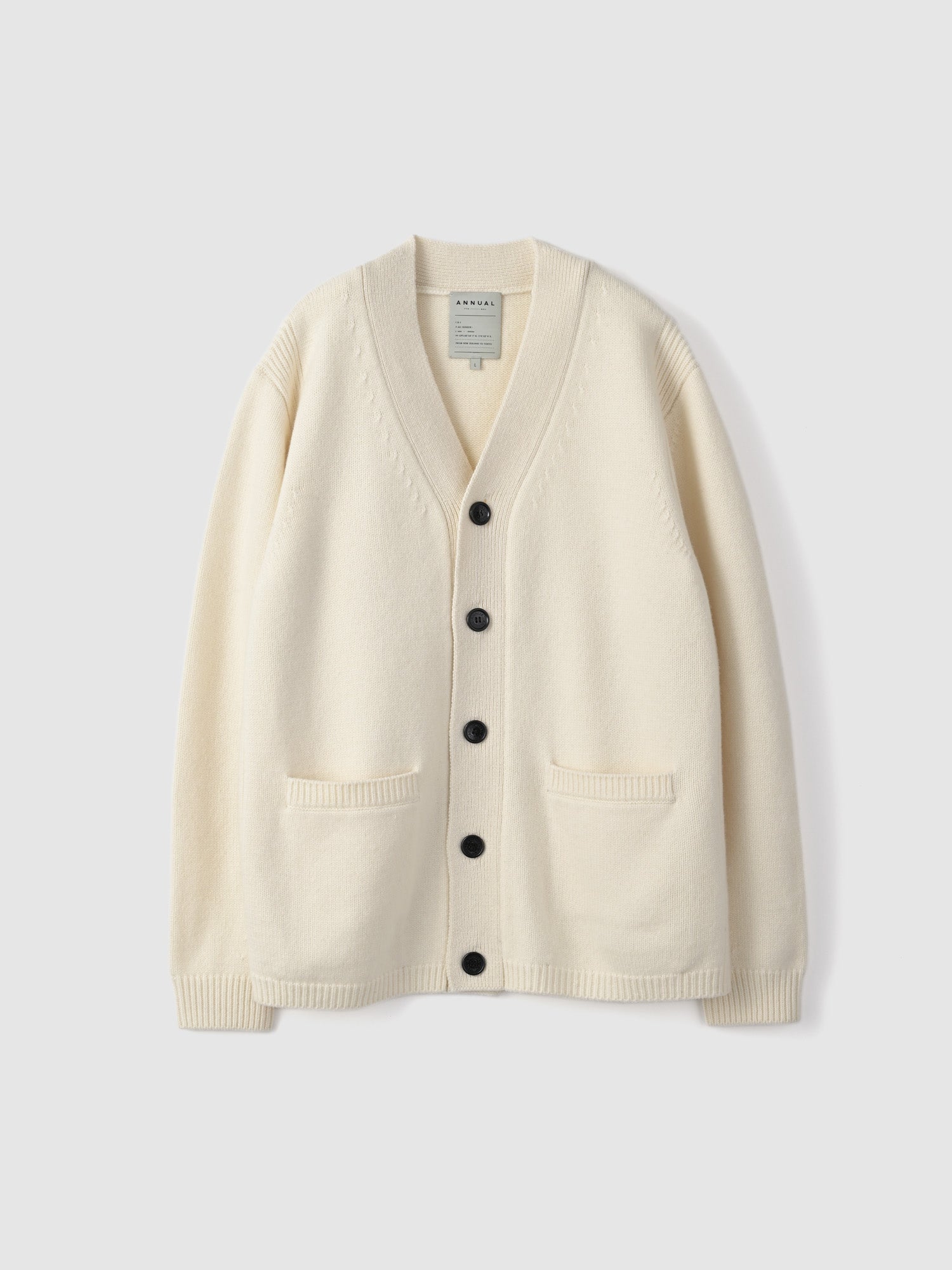 Line cardigan<BR>性別、世代問わず着用可能な万能カーディガン