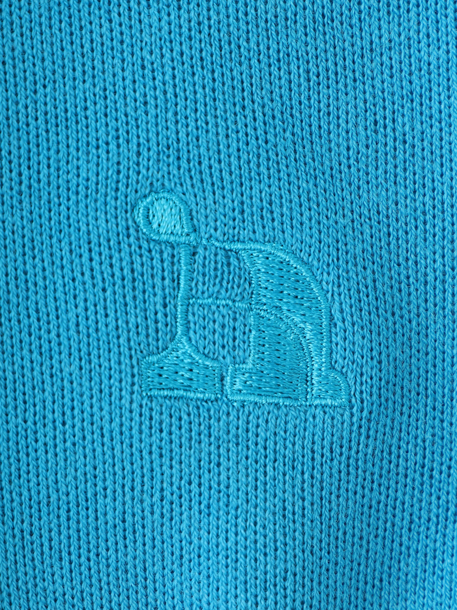 Embroidery Cardigan<BR>シワになりにくい編組織で作られたカーディガン