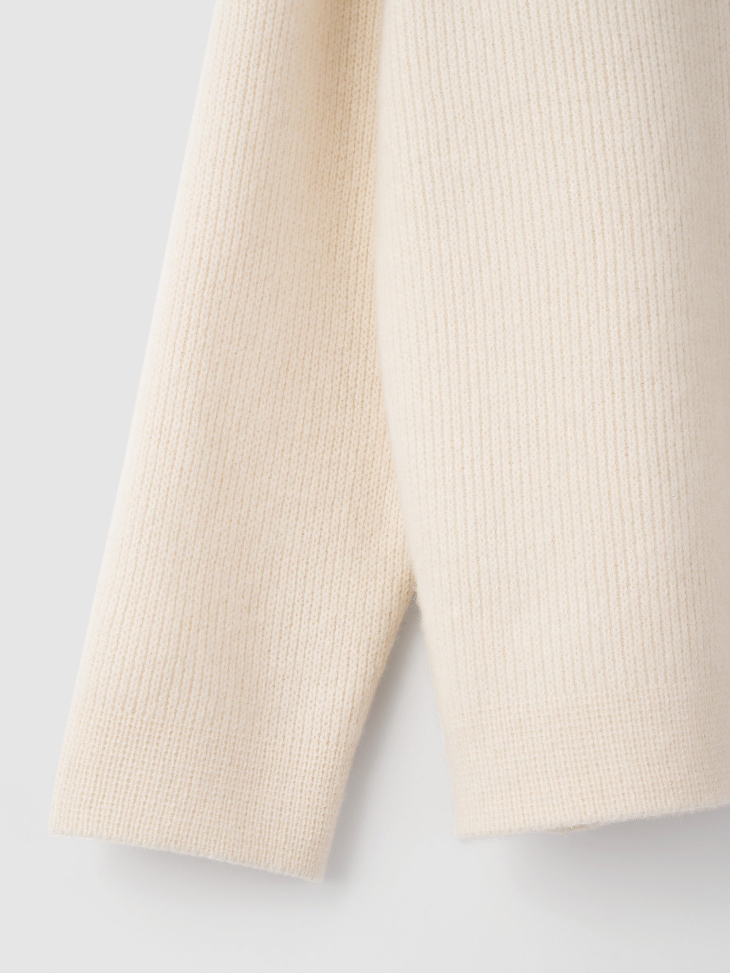 Half Zip Pullover<BR>性別問わず人気なハーフジップニット