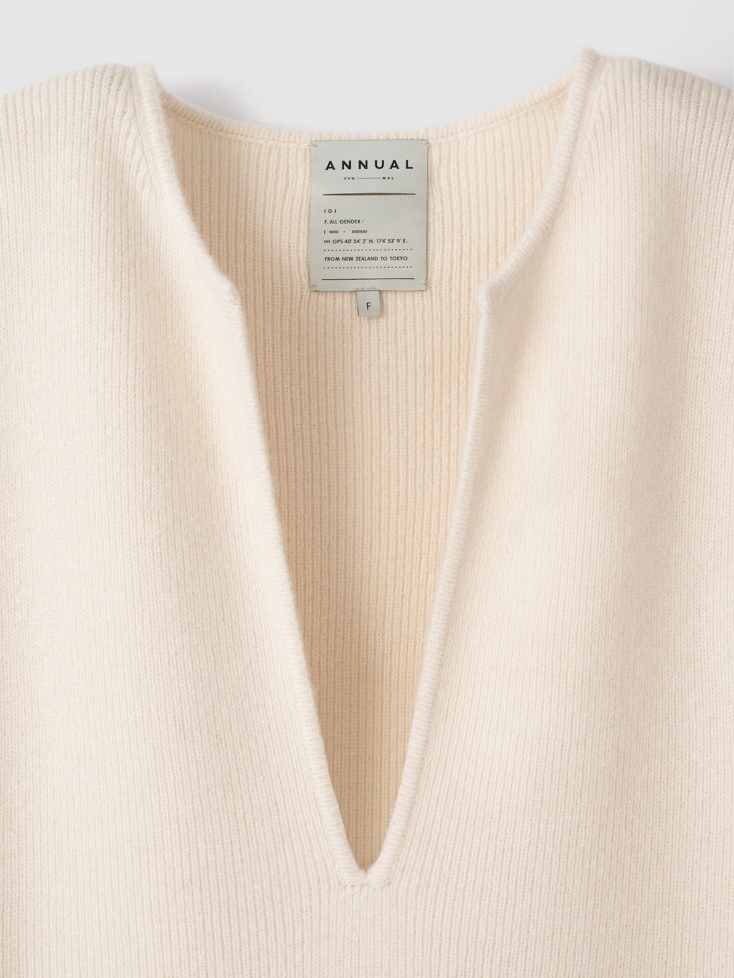 Kaftan Knit Onepiece<BR>多くの方が着用できる絶妙な丈感
