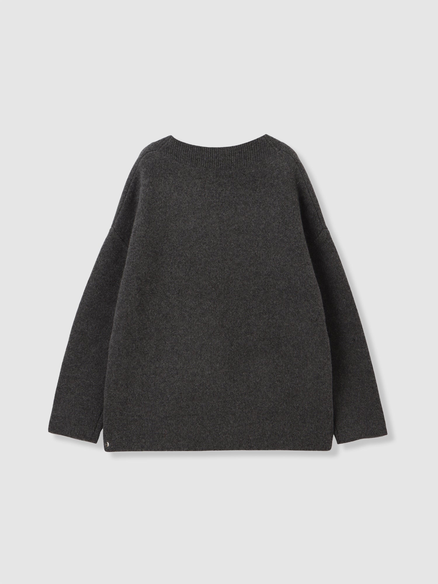 Smooth V-Neck Sweater<BR>シンプルで肉厚なオーバーサイズニット