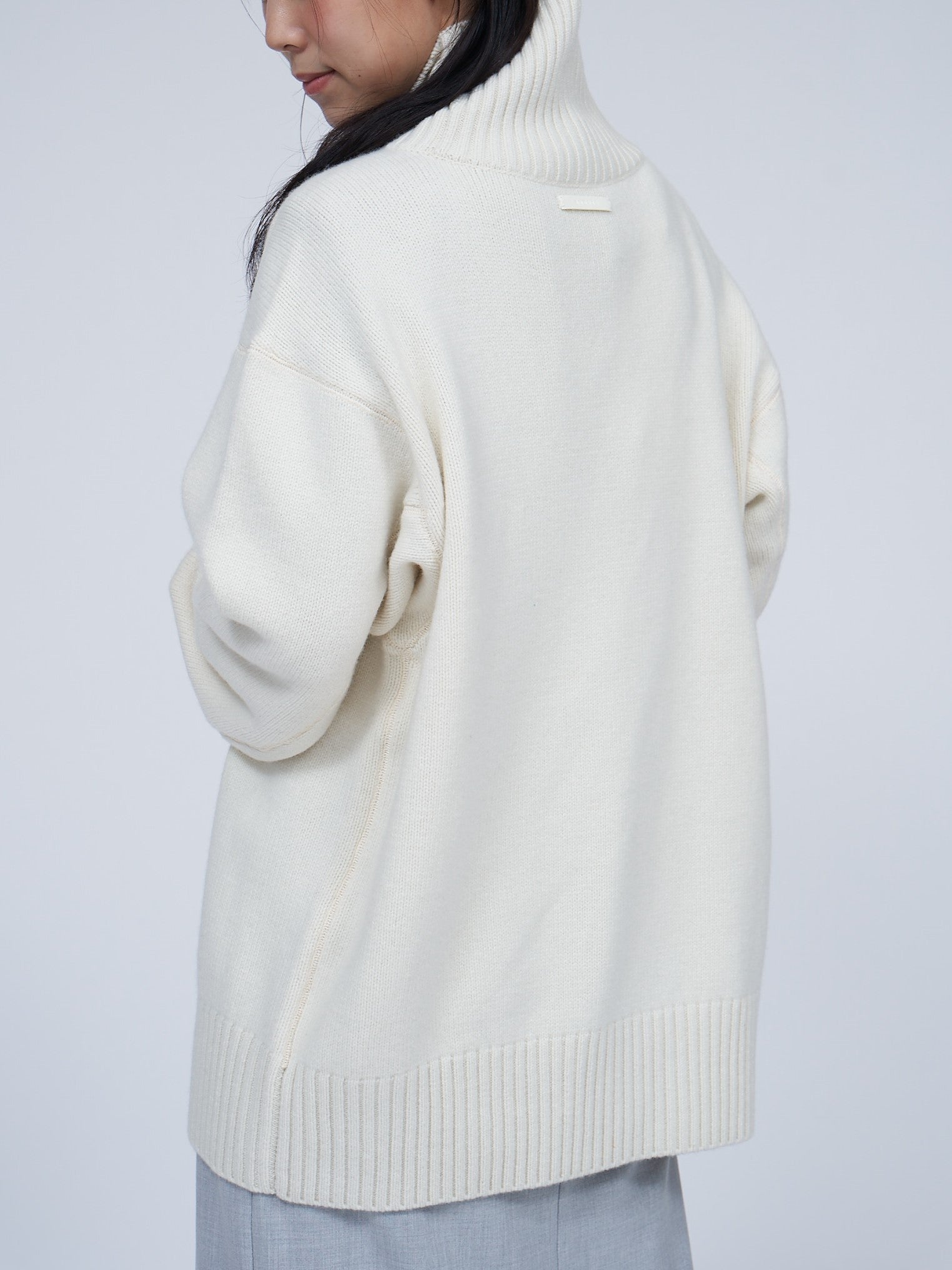 身長：165cm｜サイズ：L