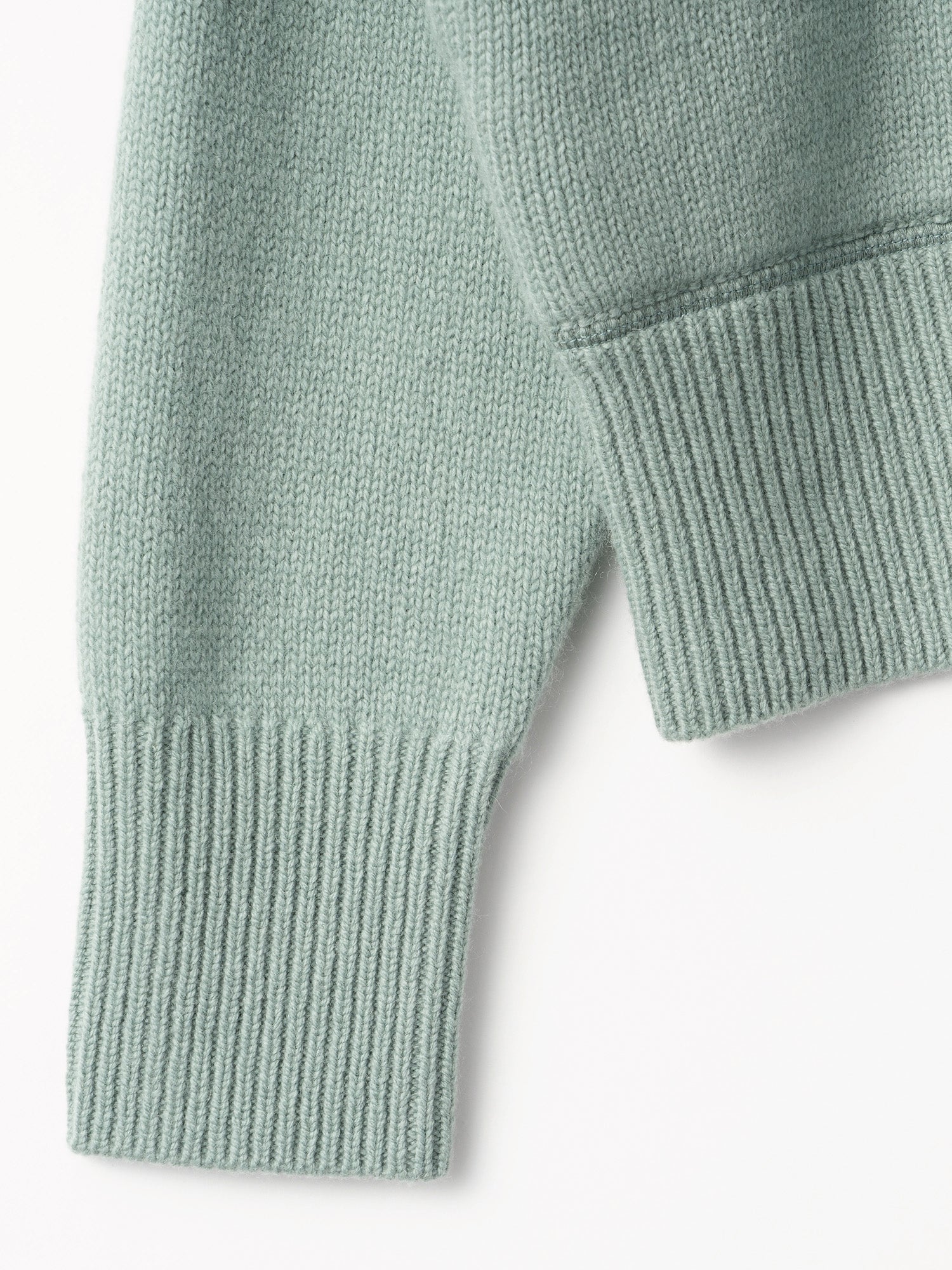 Knit Parka<BR>柔らかな印象のニットパーカー