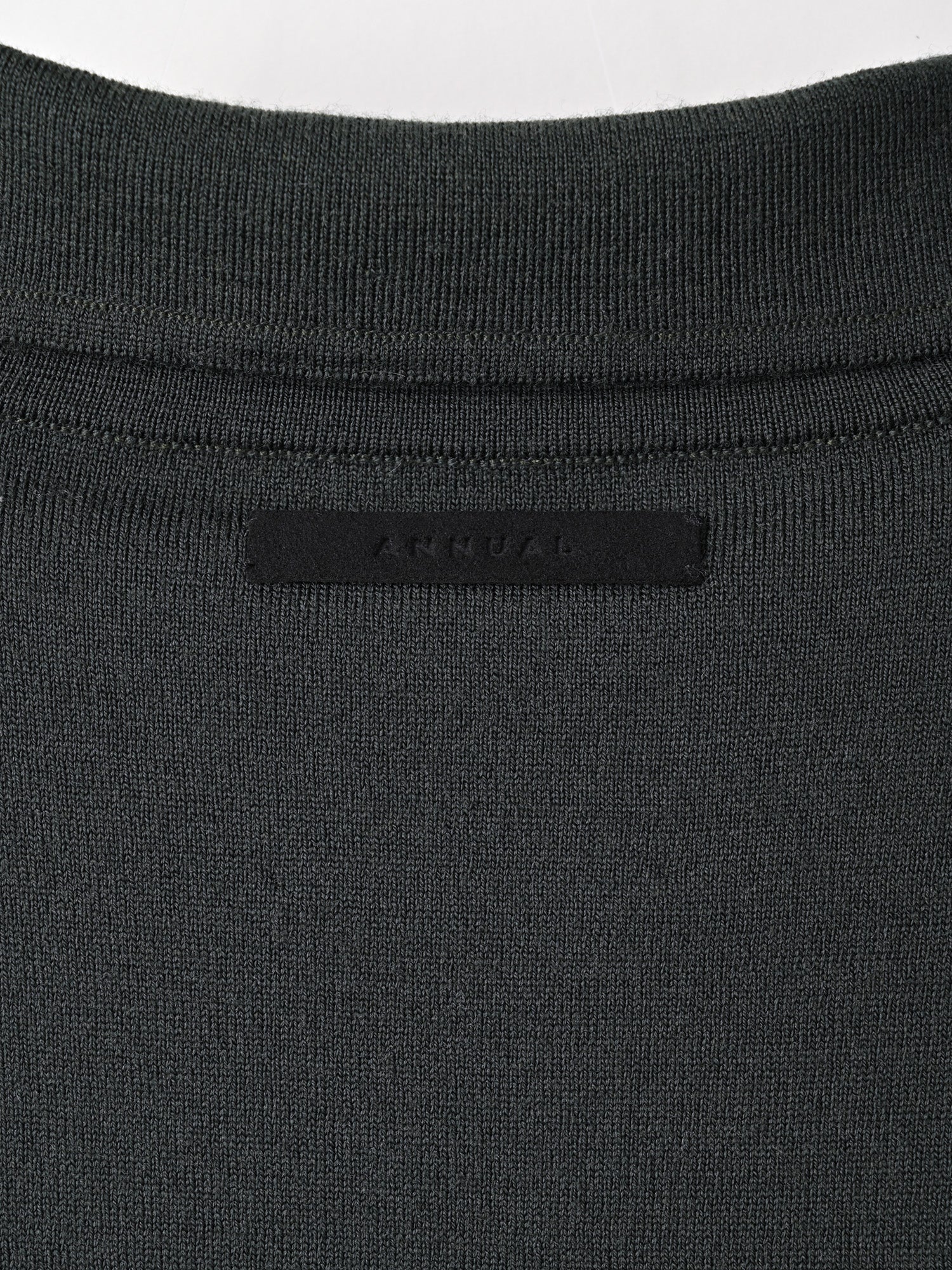 Smock knit shirts<BR>着方で印象を変えられるハイゲージニット